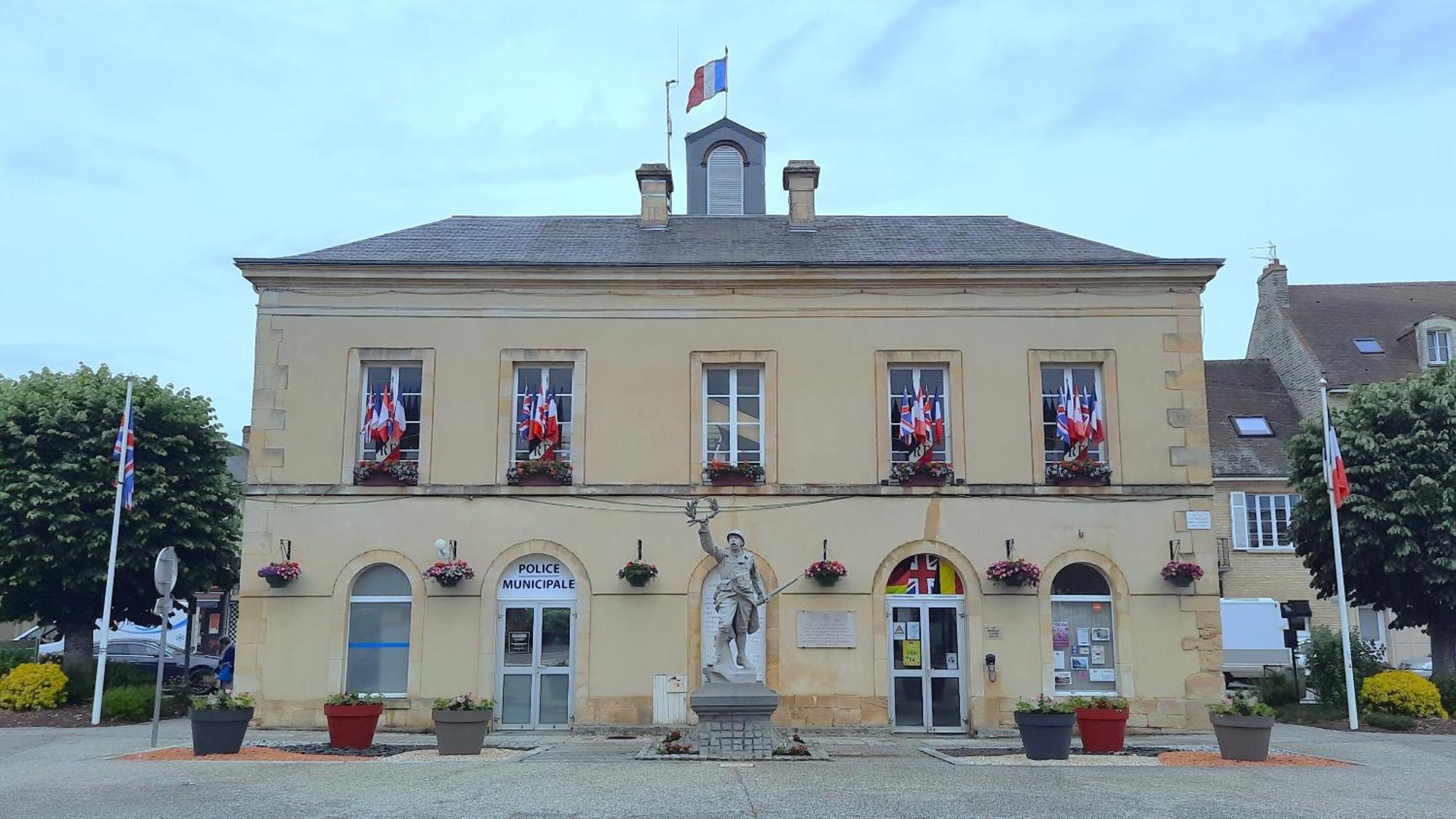 La Maison Du Pays D'Auge Troarn 外观 照片